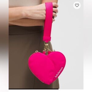 Lululemon Dual Pouch Wristlet Heart NWT